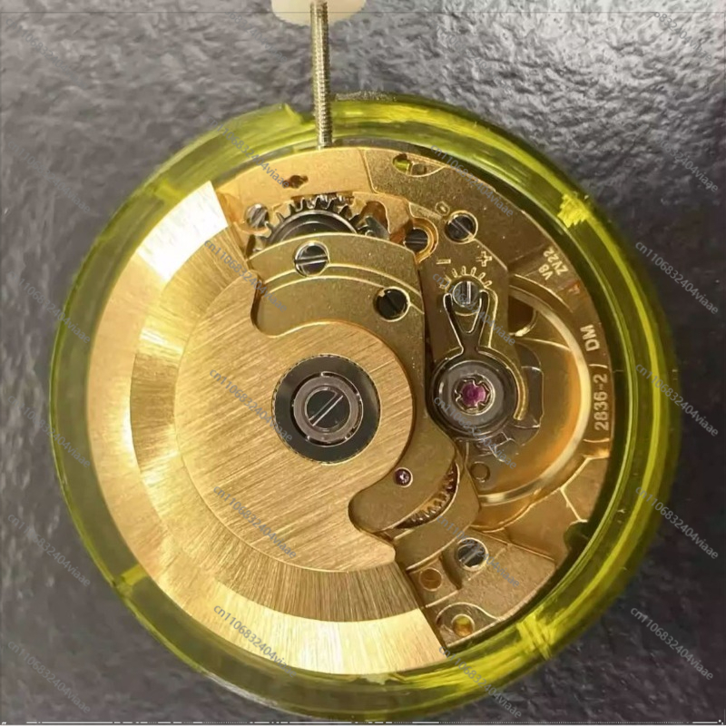 إكسسوارات الساعات، حركة ETA 28 - مراجعة Watch V8 وسعره