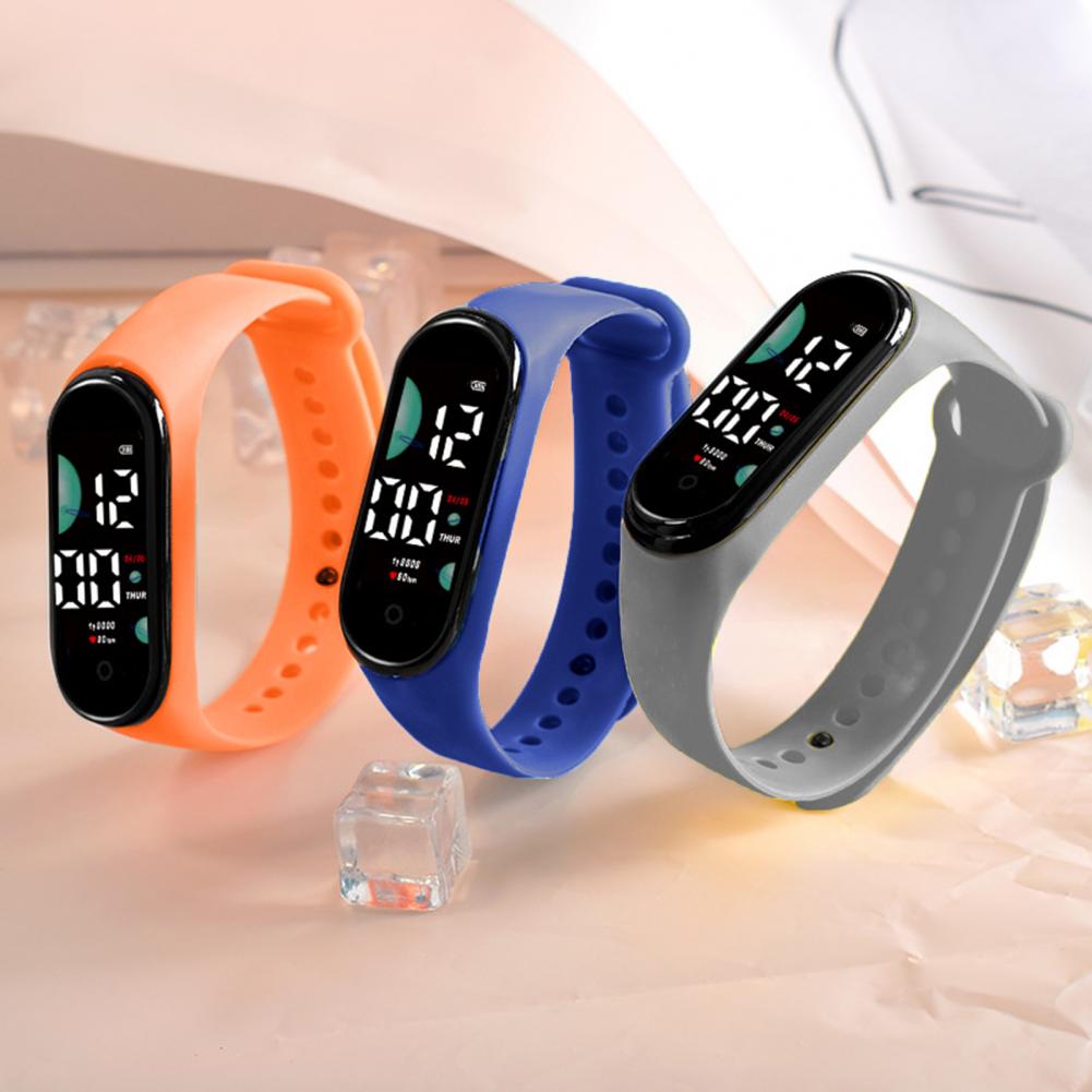 ساعة أطفال هدية عيد ميلاد للطف - مراجعة Smartwatch Watches Kids وسعره