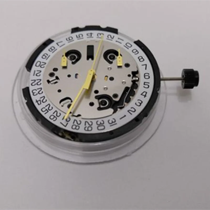 قطع غيار ساعة أصلية من نوع ETA - مراجعة Watch V8 وسعره
